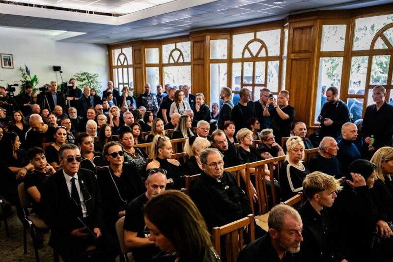 Végső nyugalomra helyezték Deák Bill Gyulát.